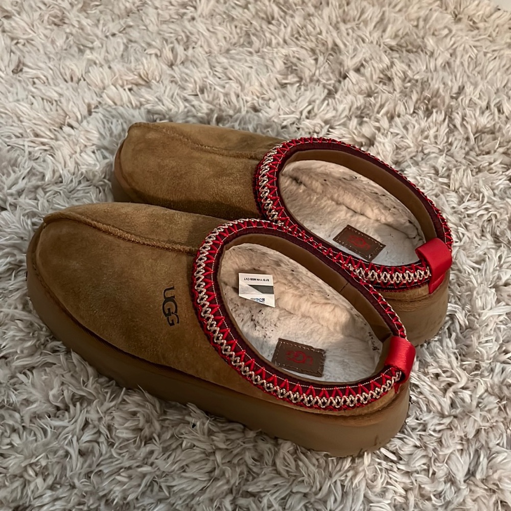 UGG Tazz platform slipper